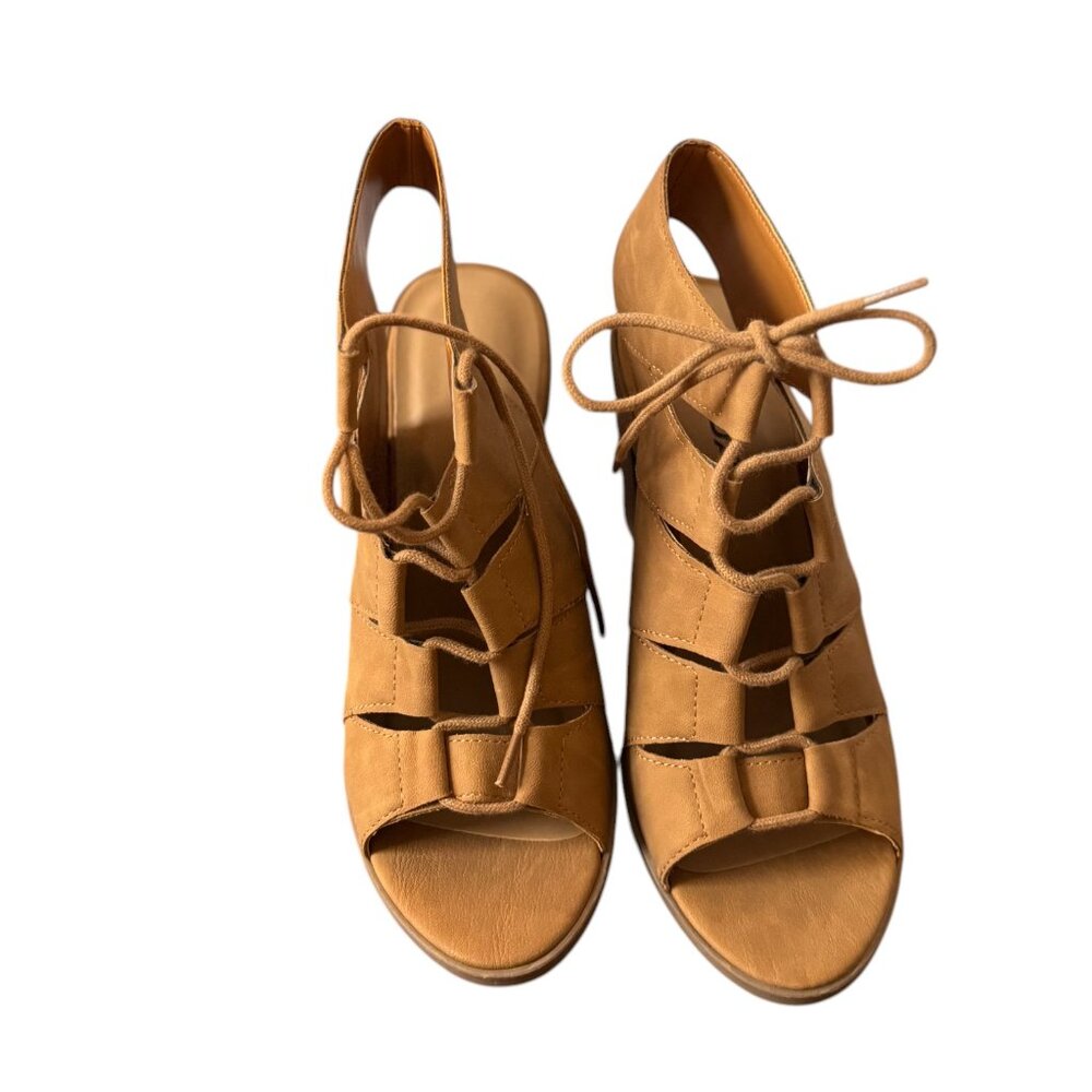 SODA Tan Lace-Up Block Heel Sandals – Women’s Size 8